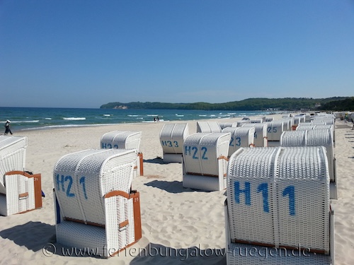 Binzer Strand mit Strandkörben